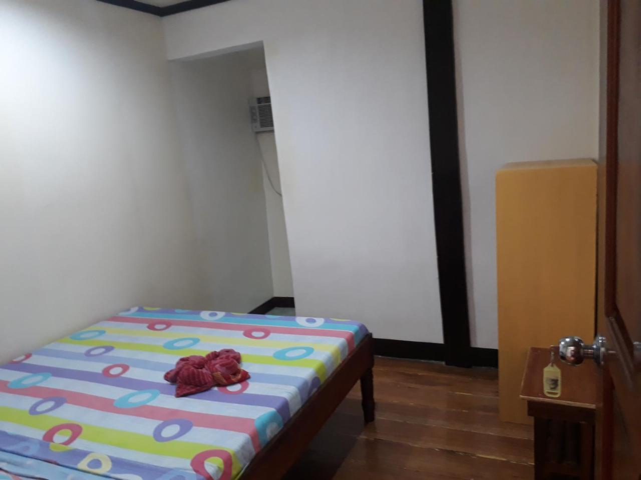 Adrian Travellers Inn Ел Нидо Екстериор снимка